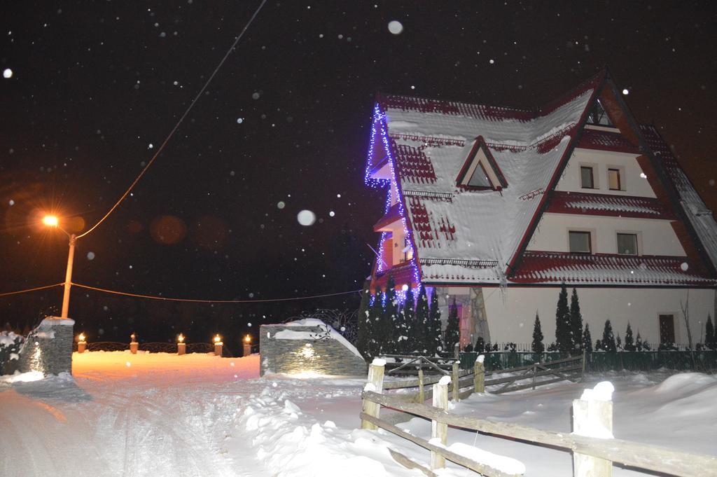 Ostrysz Appartement Dzianisz Buitenkant foto